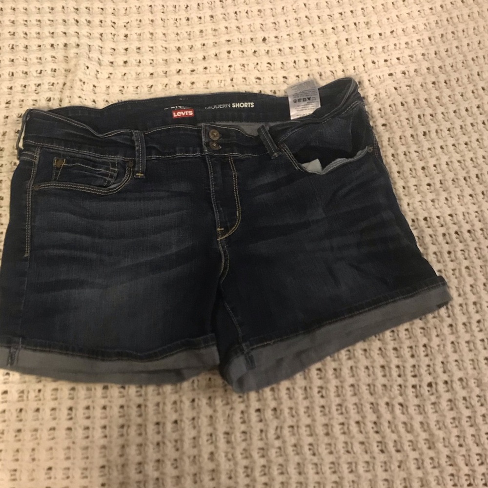 Levi shorts